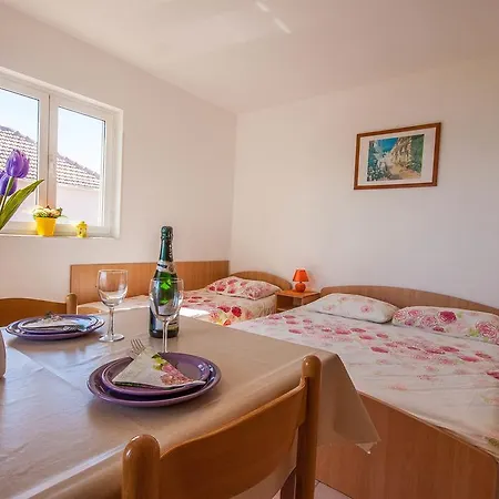 Bella Poljana Apartment Ugljan