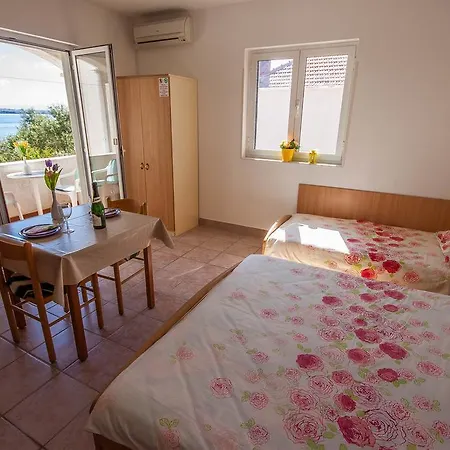 Bella Poljana Apartment