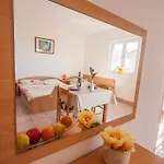 Apartment Bella Poljana Ugljan